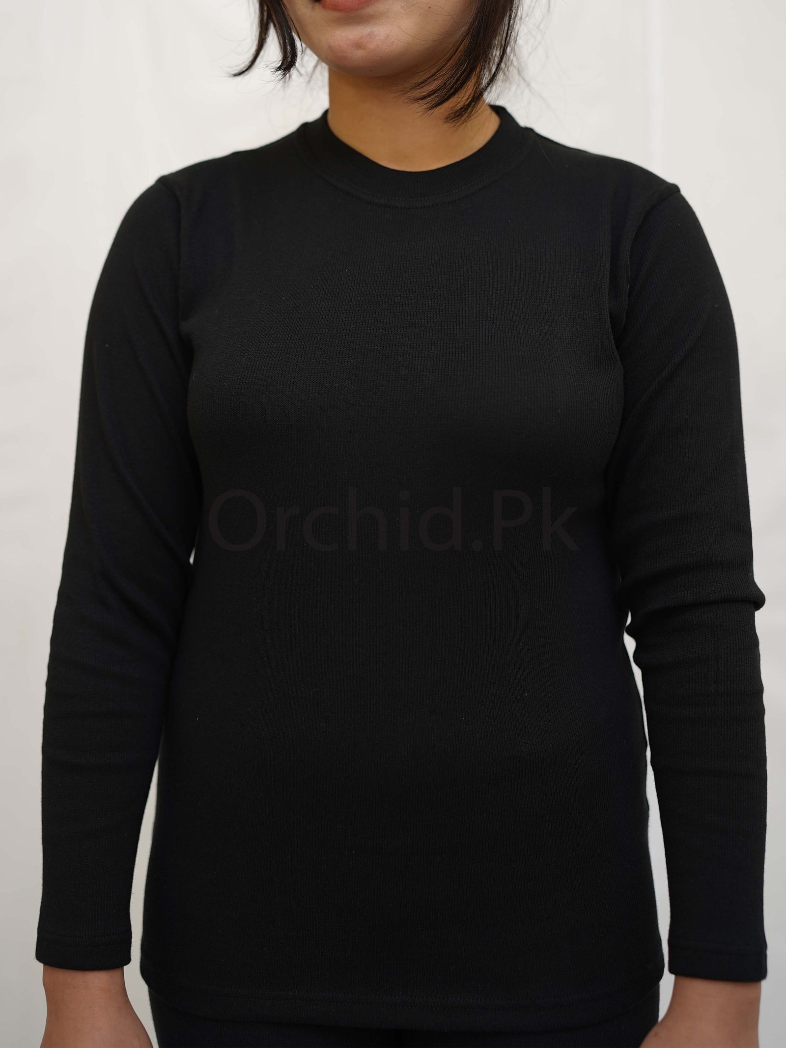 Women Round Neck Winter Black